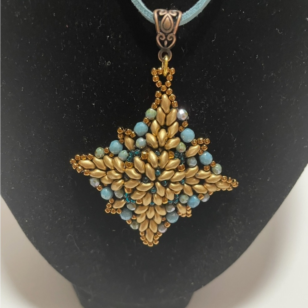 Elegant Gold and Turquoise Pendant Necklace and Earring Set - Picture 2 of 3